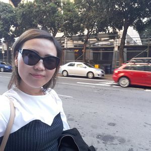 Meet your Posher, Dinara